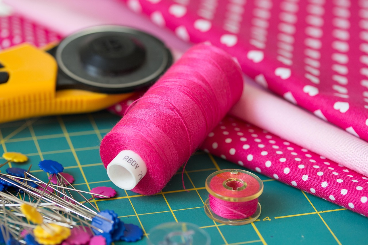 Patchwork gordijnen fleuren gezellige ruimte op. Patchwork gordijnen fleuren gezellige ruimte op.